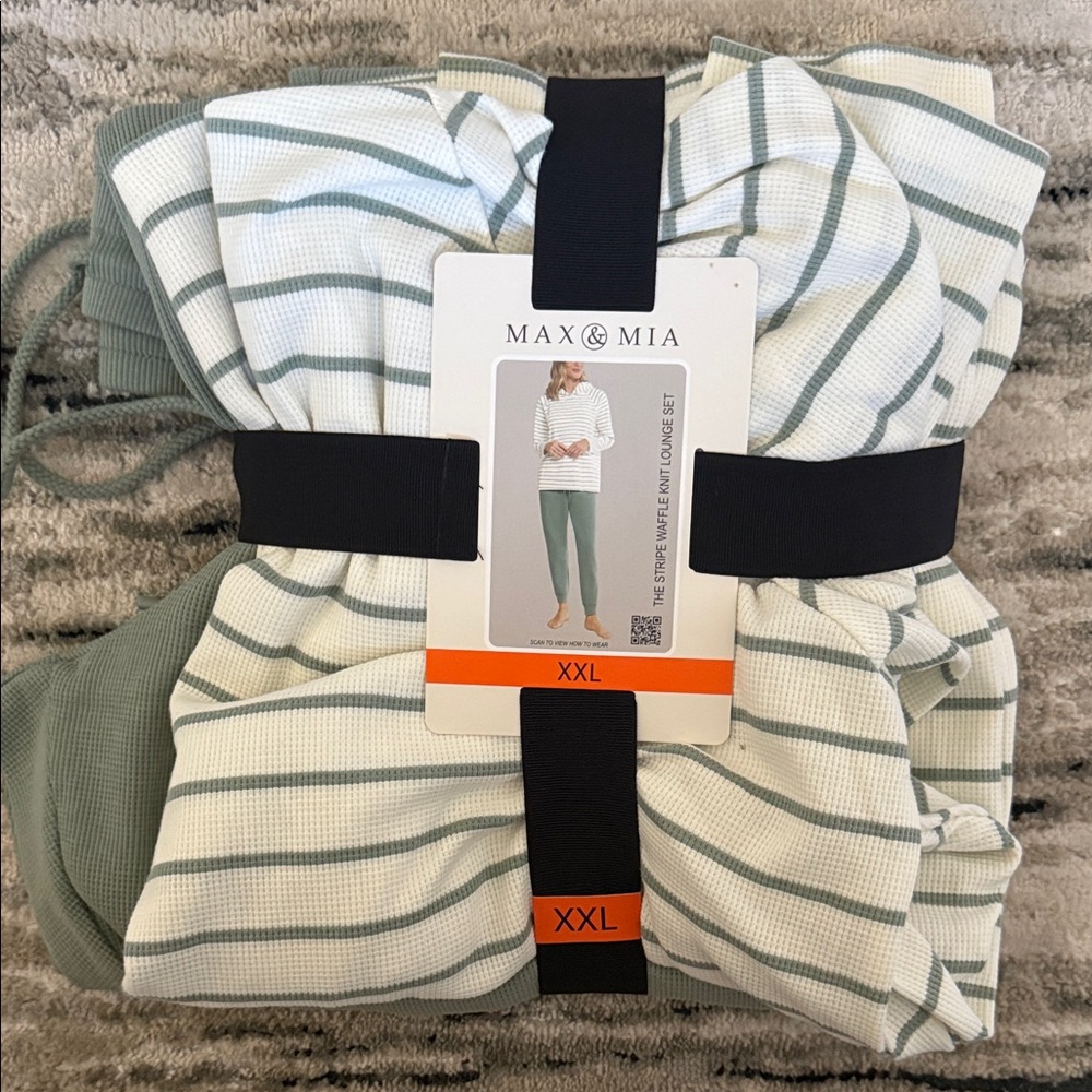 NWT Max & Mia Women's 2 Piece Knit Lounge Set